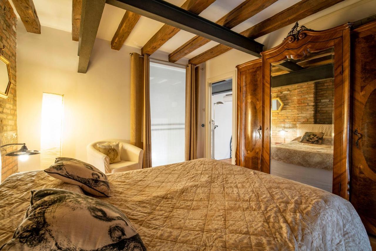Venetian Loft Apartment ภายนอก รูปภาพ